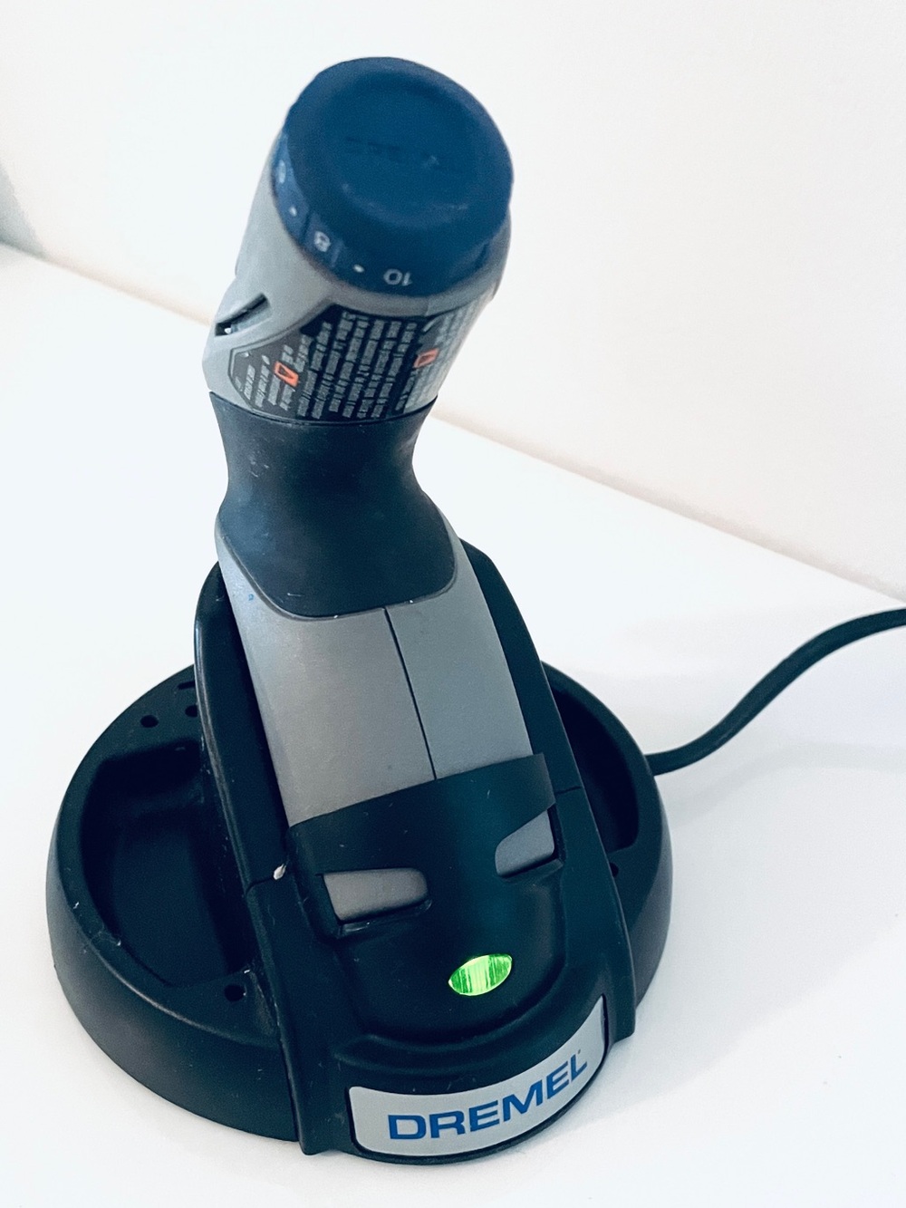 DISCONTINUED Dremel Stylus with charger and accessories